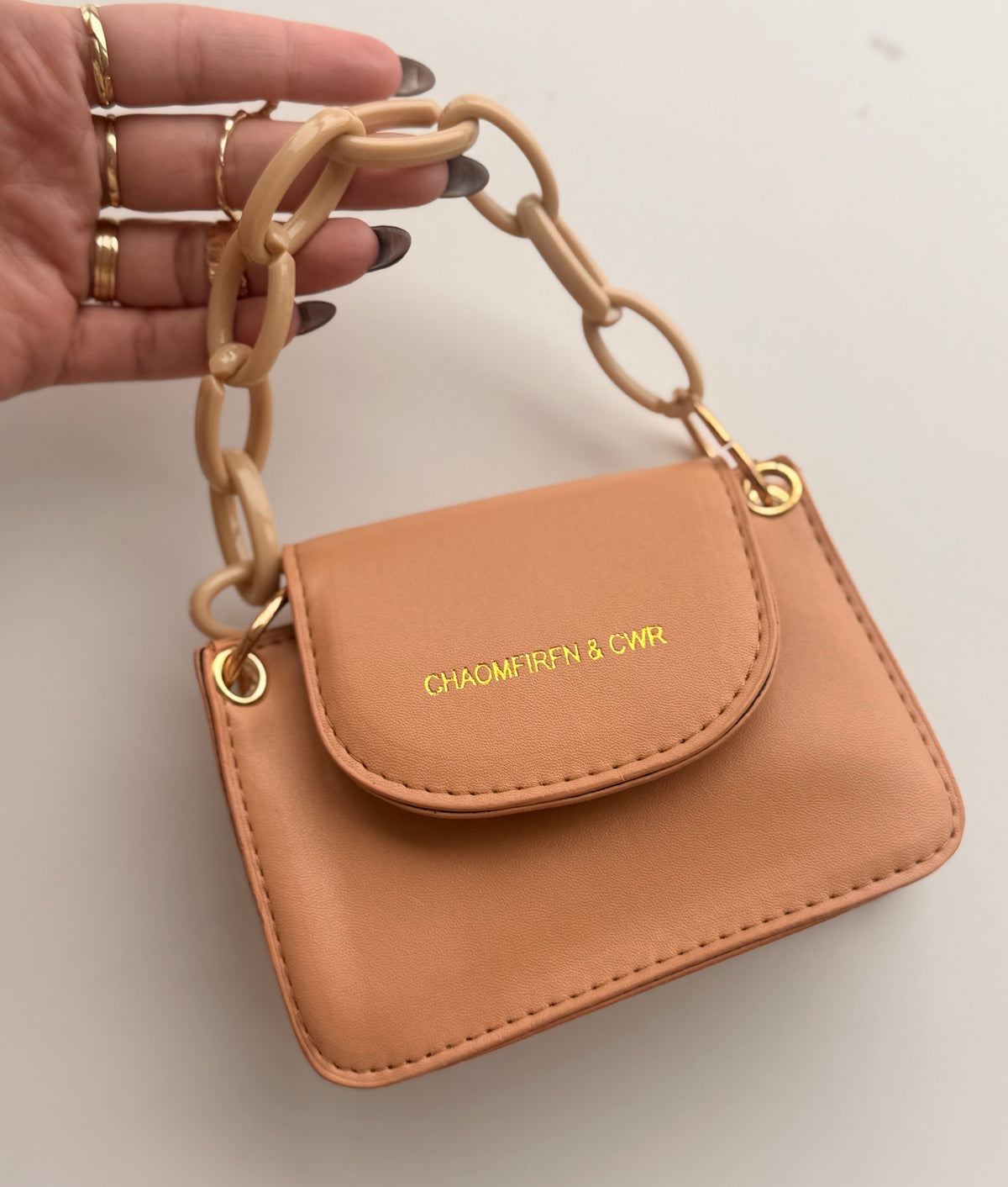 Carteras mini chic