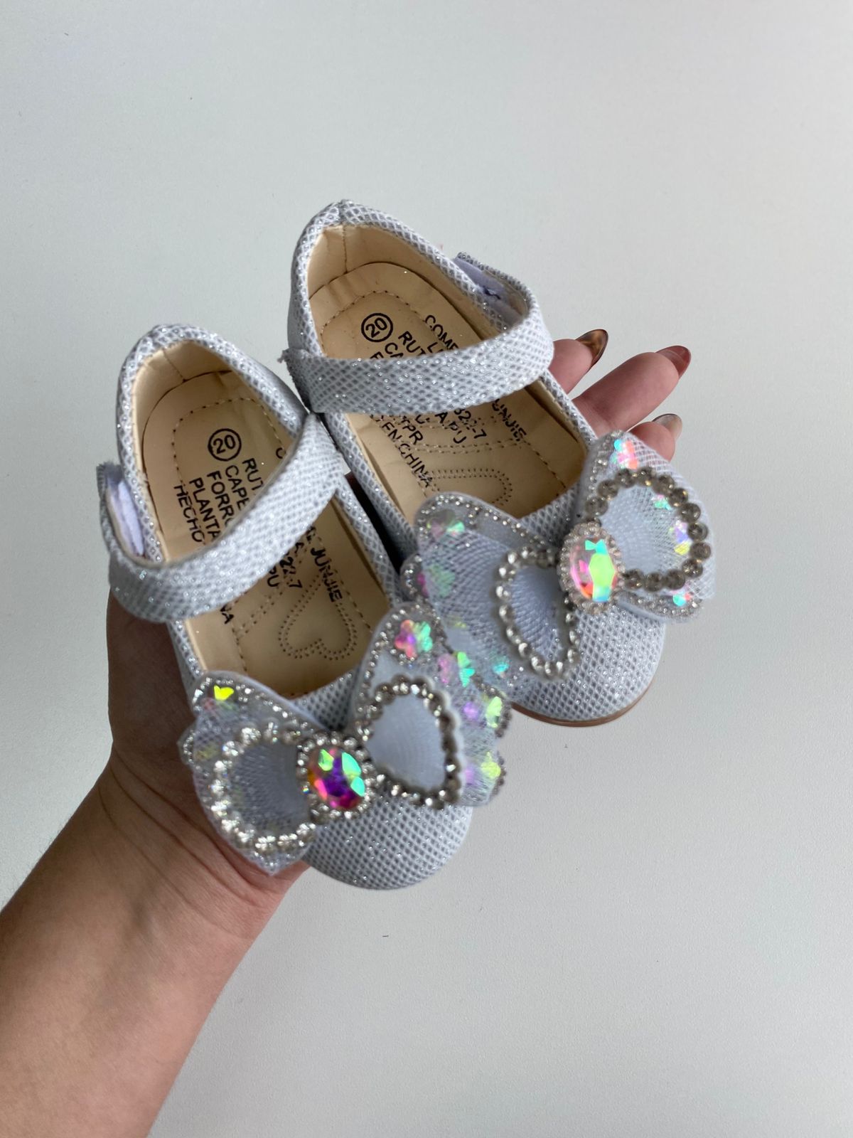 Zapatillas charol cristales