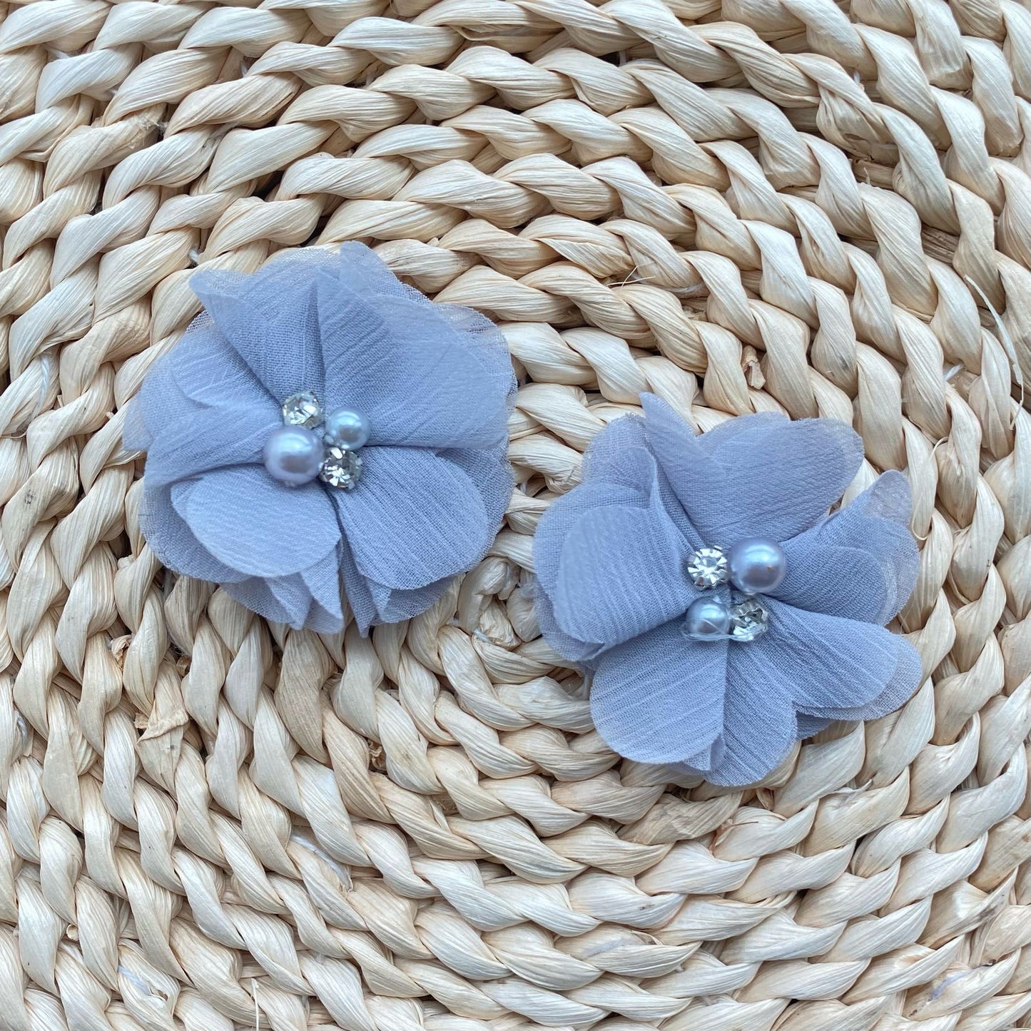 Pinches flor pequeño