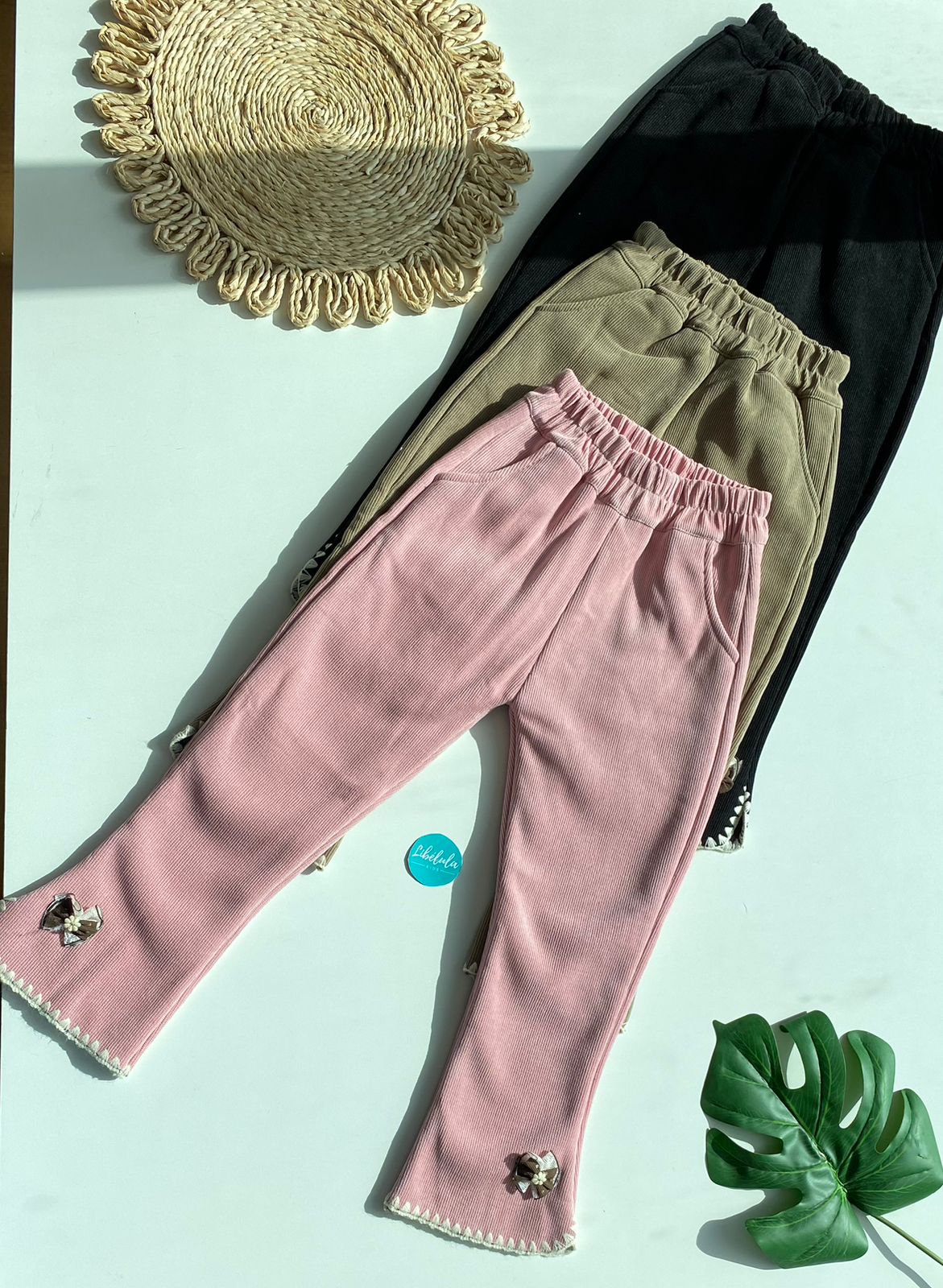 Pantalón térmico flare otoño bordado