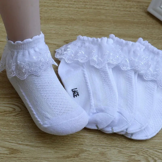 Calcetines vuelos blancos